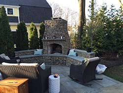 Fire Pit & Fireplace