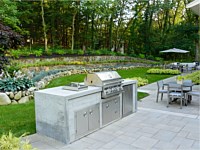 Outdoor Kitchen &amp; BBQ