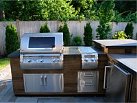 Outdoor Kitchen &amp; BBQ